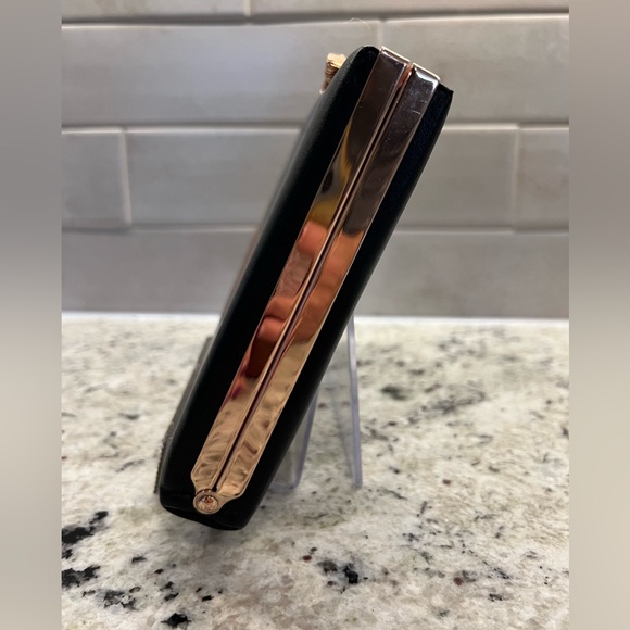 Kate Spade New York Clutch - Picture 4 of 9